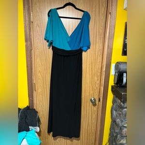 Kiyonna Size 0/ 14/ 16 maxi dress